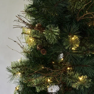 LOBERON Yundra LED-kerstboom groen