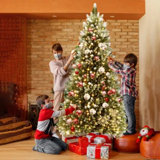 Merknaam Kunstkerstboom 225 cm