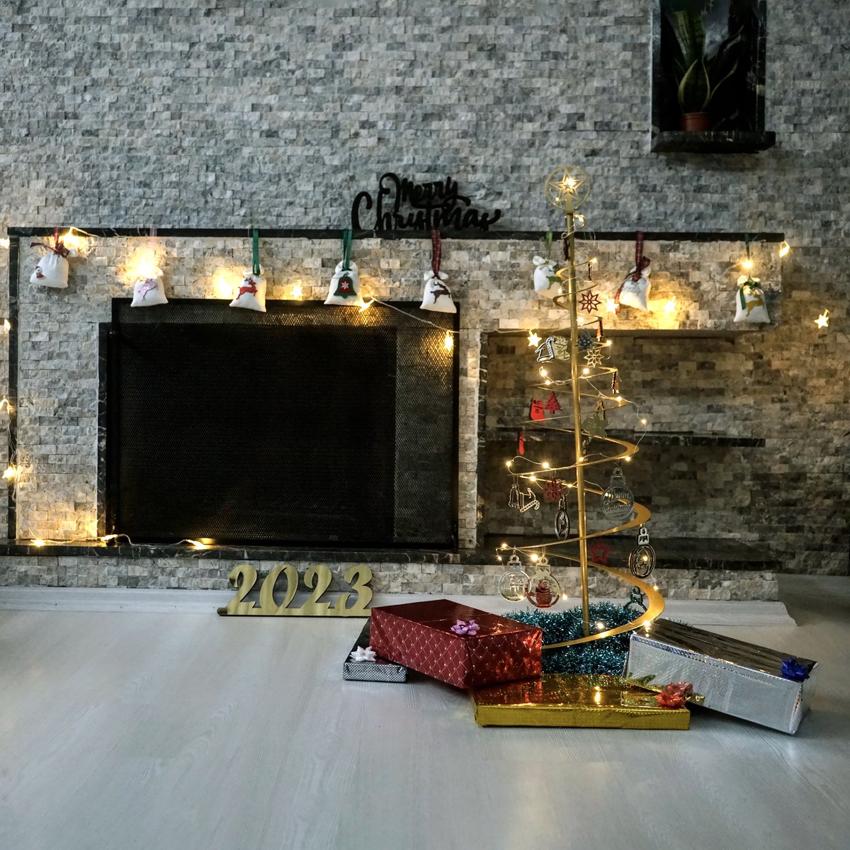 Metalen Kerstboom Goud All-in-1