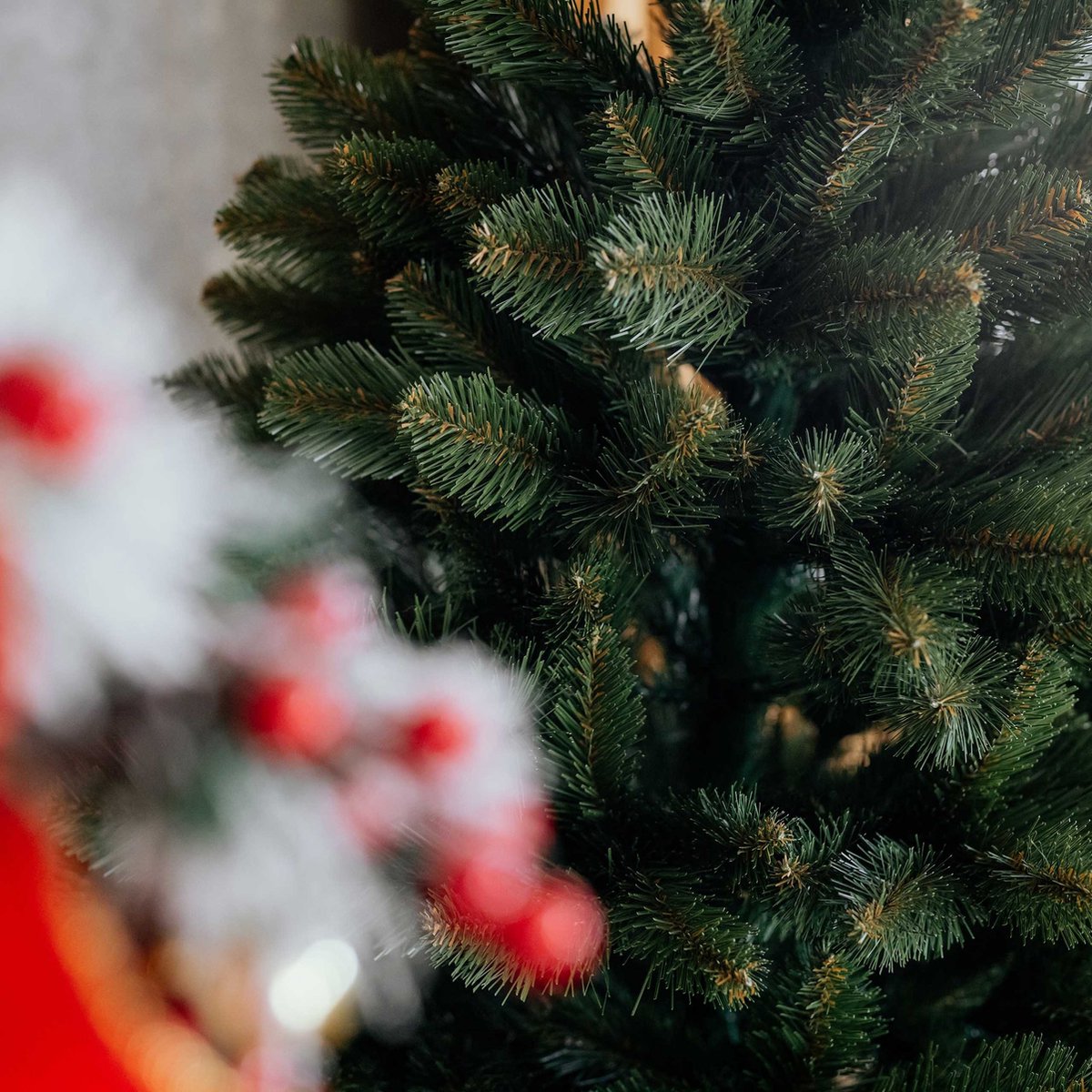 Milano Kunstkerstboom Den PVC 120 cm