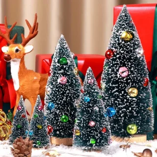 Mini kerstbomen decoraties – kunstmatige tafelbladbomen – sneeuw en kleurrijke kralen – winterdecoratie – ShopVlot