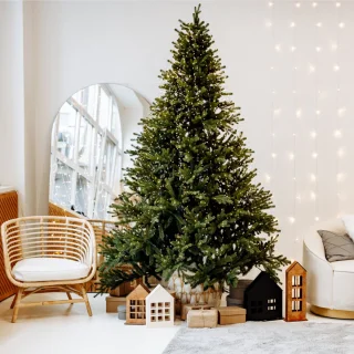 Novatom - Kerstboom Besneeuwde Spar 220 cm (PVC/PE)