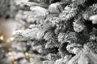 Oslo Snow Pine kunstkerstboom 150 cm