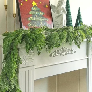 Realistische kunst kerstbomen slirgen 2 stuks