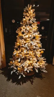 Royal Christmas Flock Tree Deluxe Kunstkerstboom 210 cm