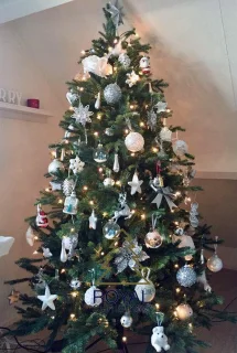 Royal Christmas Spitsbergen Kunstkerstboom 240 cm