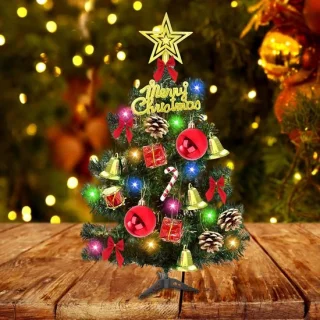 SnelShoppen - Mini Kerstboom met LED Lichten - Kleine Kunstkerstboom voor Tafeldecoratie - Versierde Kunstkerstboom van Hoogwaardige PVC - Perfect voo