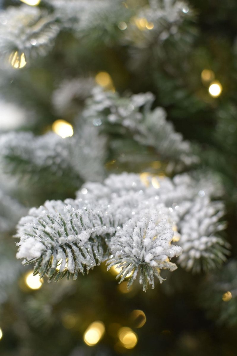 Snowy Sheffield kerstboom 183 cm groen met metalen voet