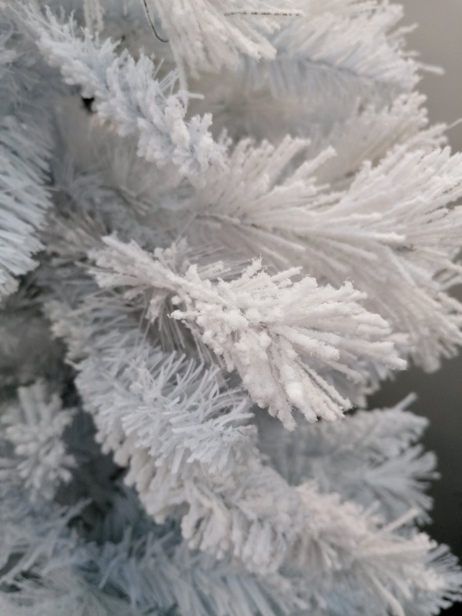 Teddy White kunstkerstboom 150 cm wit besneeuwd