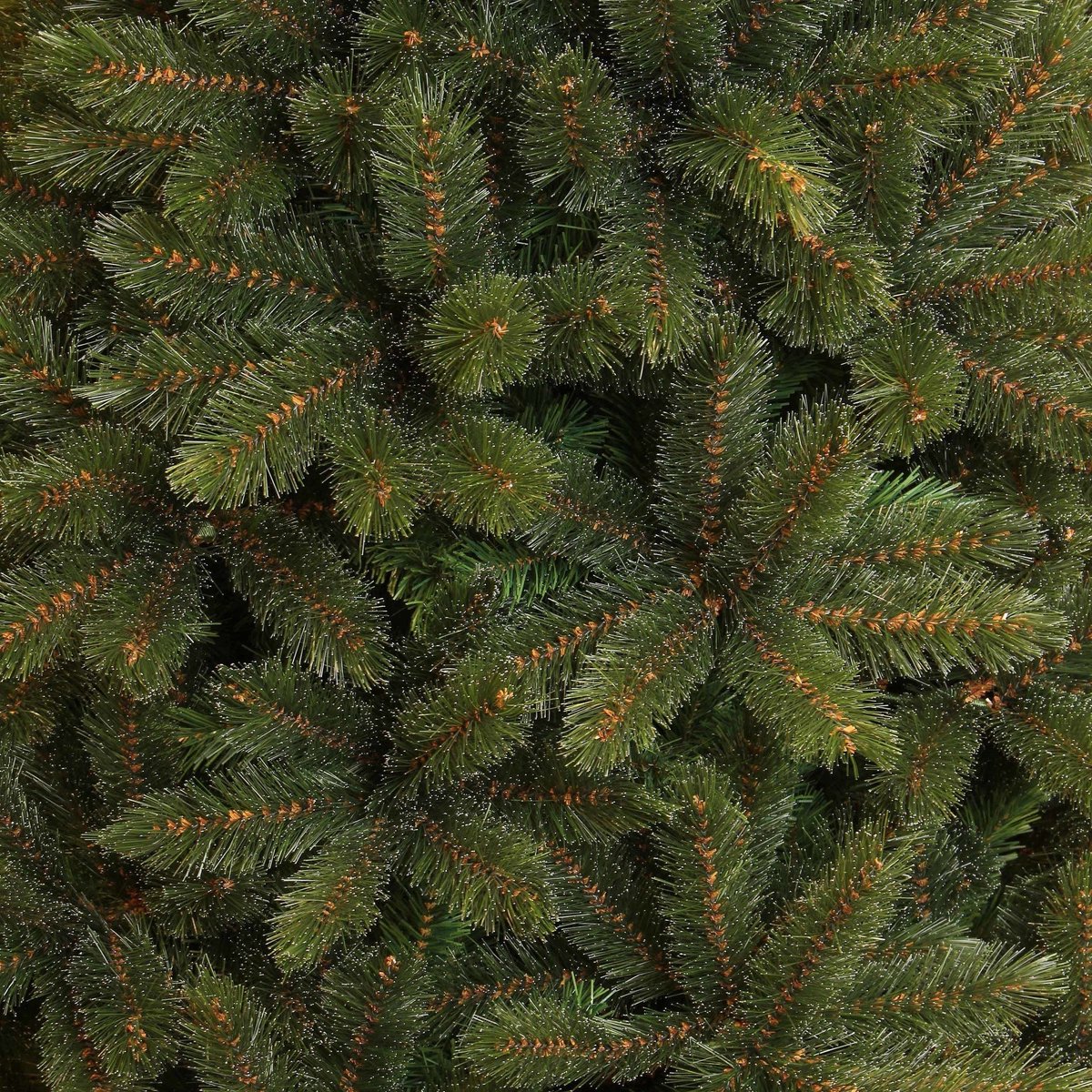Triumph Tree Forest Frosted Kunstkerstboom H155 Ø119 cm Groen