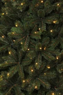 Triumph Tree Forest Frosted Pine Kunstkerstboom donkergroen