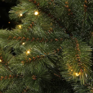 Triumph Tree Forest Frosted Pine Kunstkerstboom donkergroen