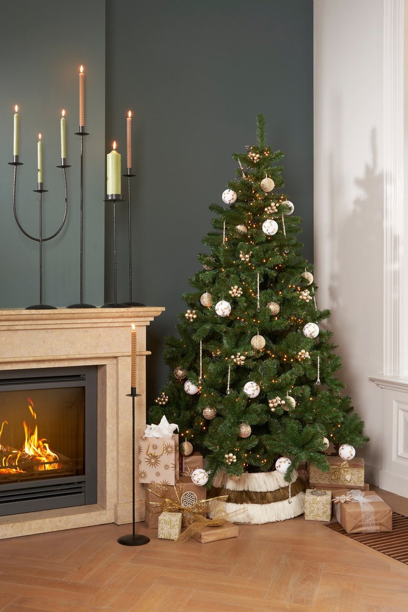 Triumph Tree Forrester Kunstkerstboom H230 Ø142 cm Groen