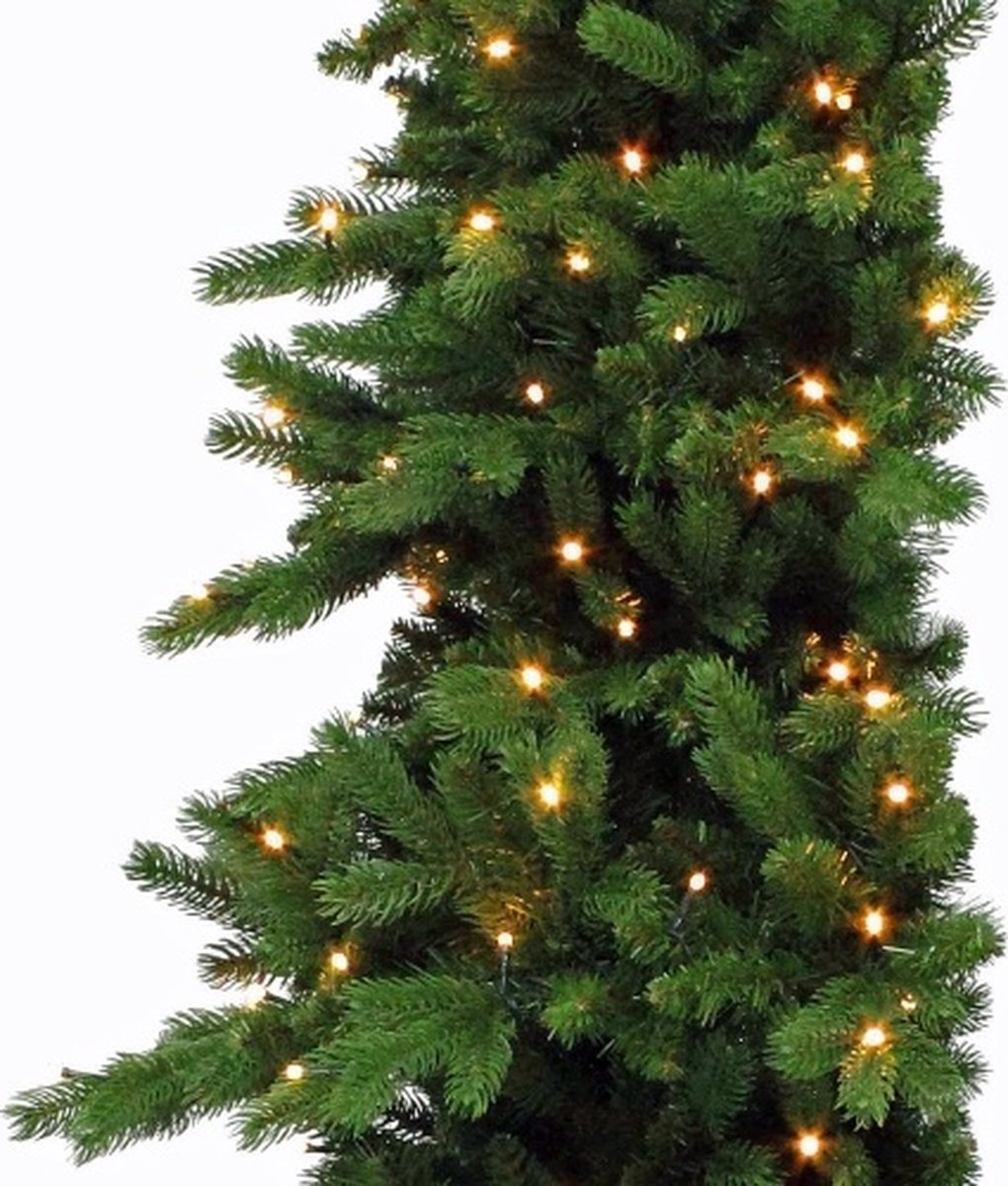 Triumph Tree Halve Kunstkerstboom 245x132 cm Groen