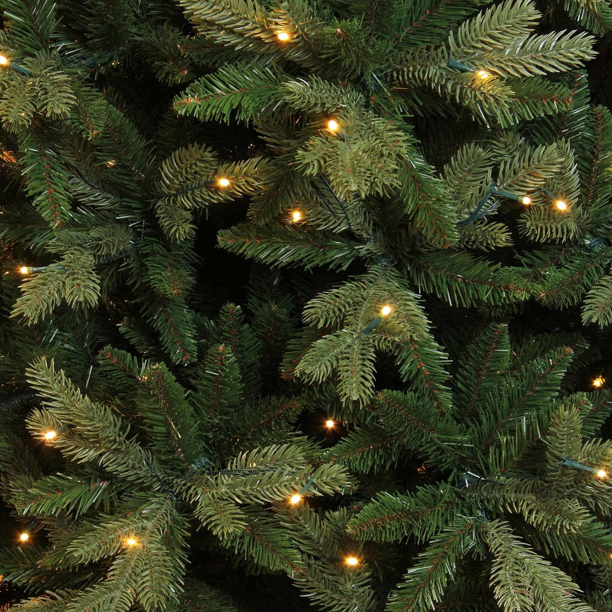 Triumph Tree Halve Kunstkerstboom 245x132 cm Groen