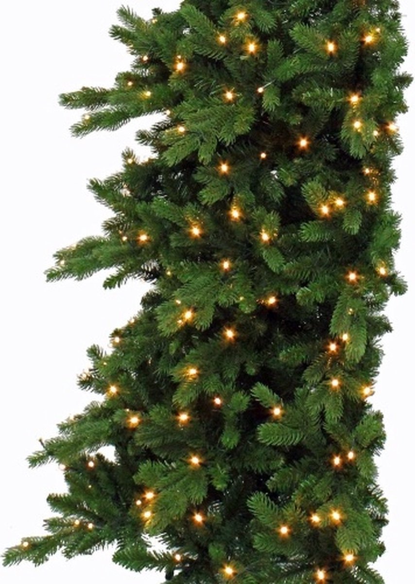 Triumph Tree Halve Kunstkerstboom 245x132 cm Groen