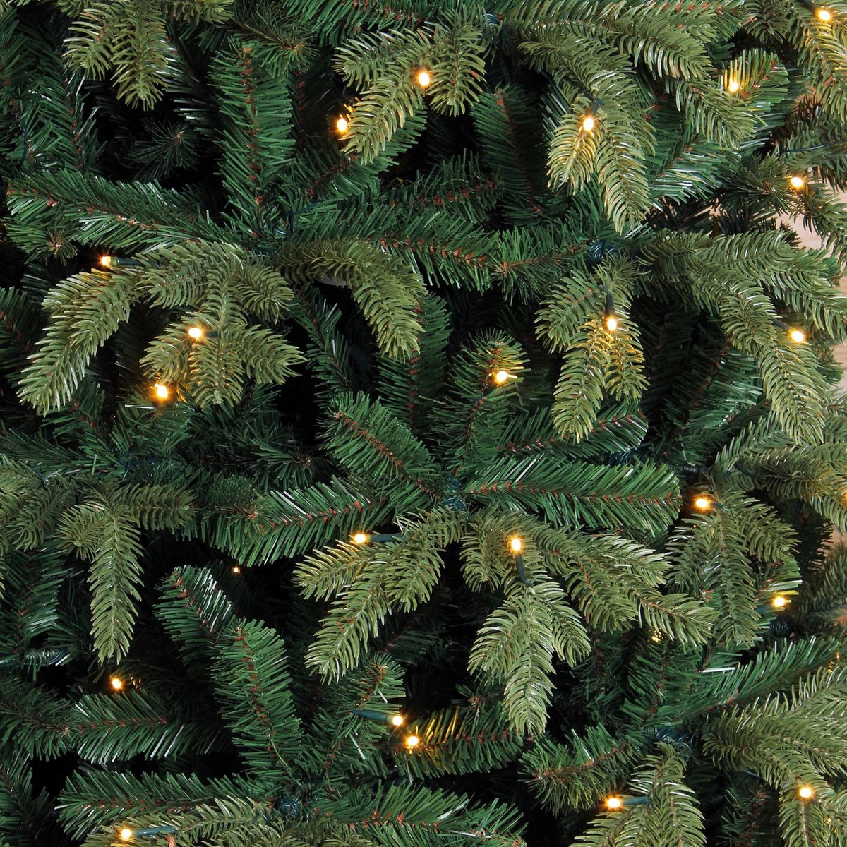 Triumph Tree Sherwood Deluxe Kunstkerstboom LED H185xØ127 cm Groen