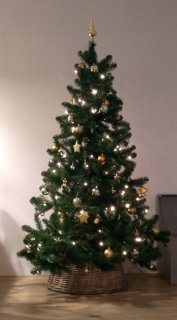 Triumph Tree Tuscan Kunstkerstboom H215 Ø135 cm Groen