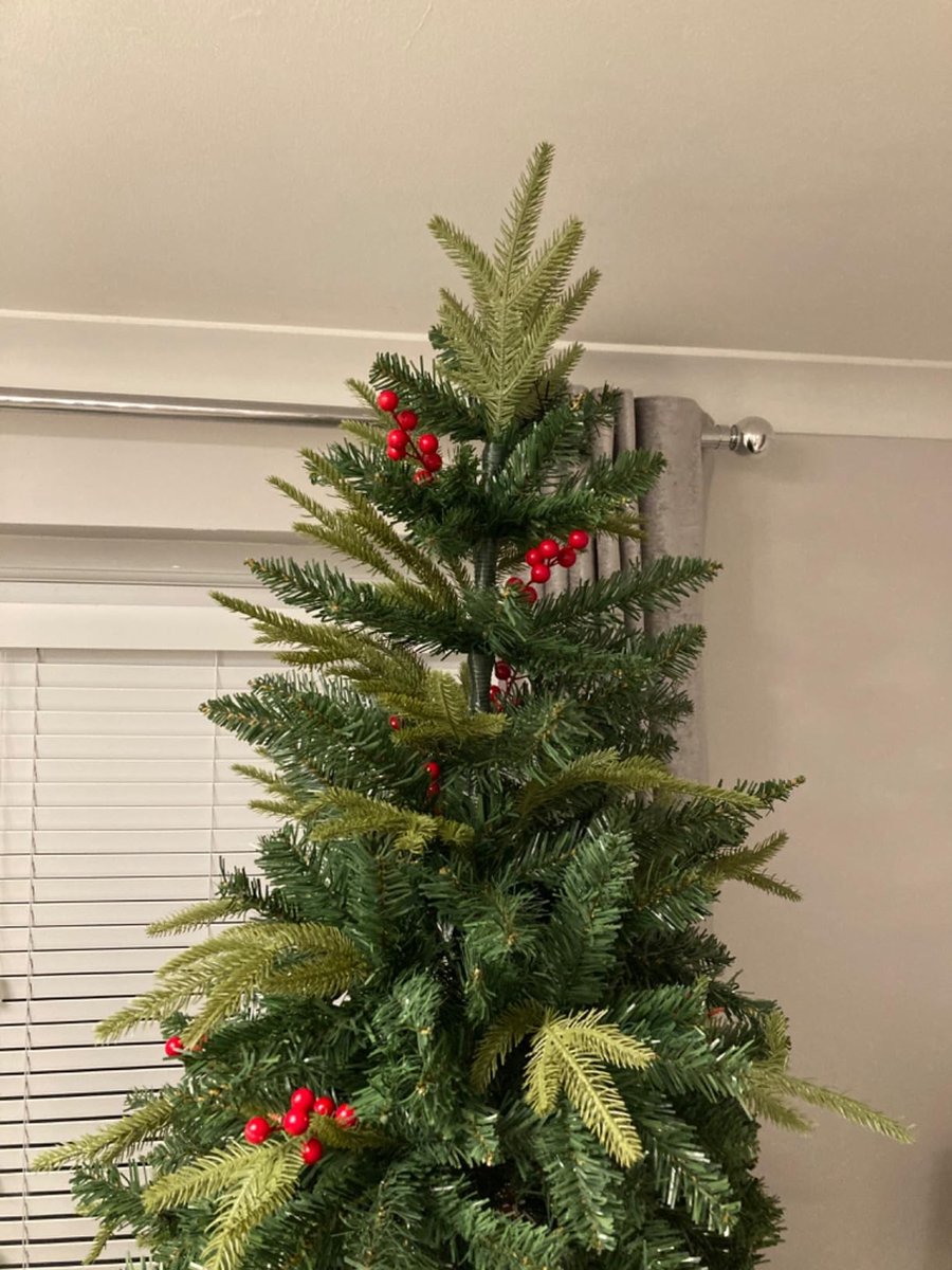 Uten Luxe Kerstboom PE+PVC 225 cm Groen