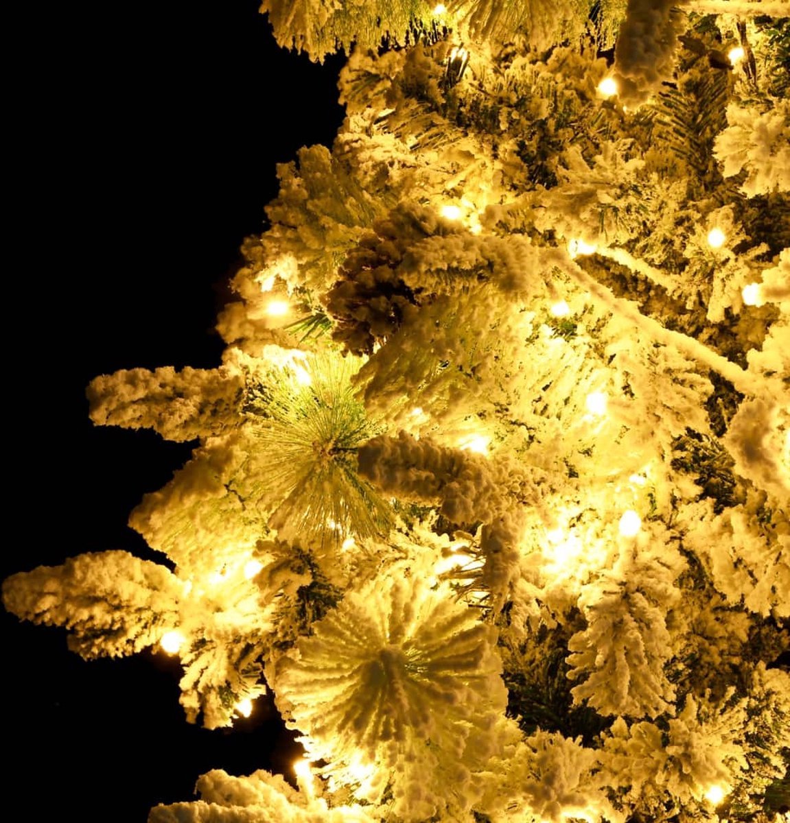 vidaXL Kerstboom 225 cm PVC en PE met LED