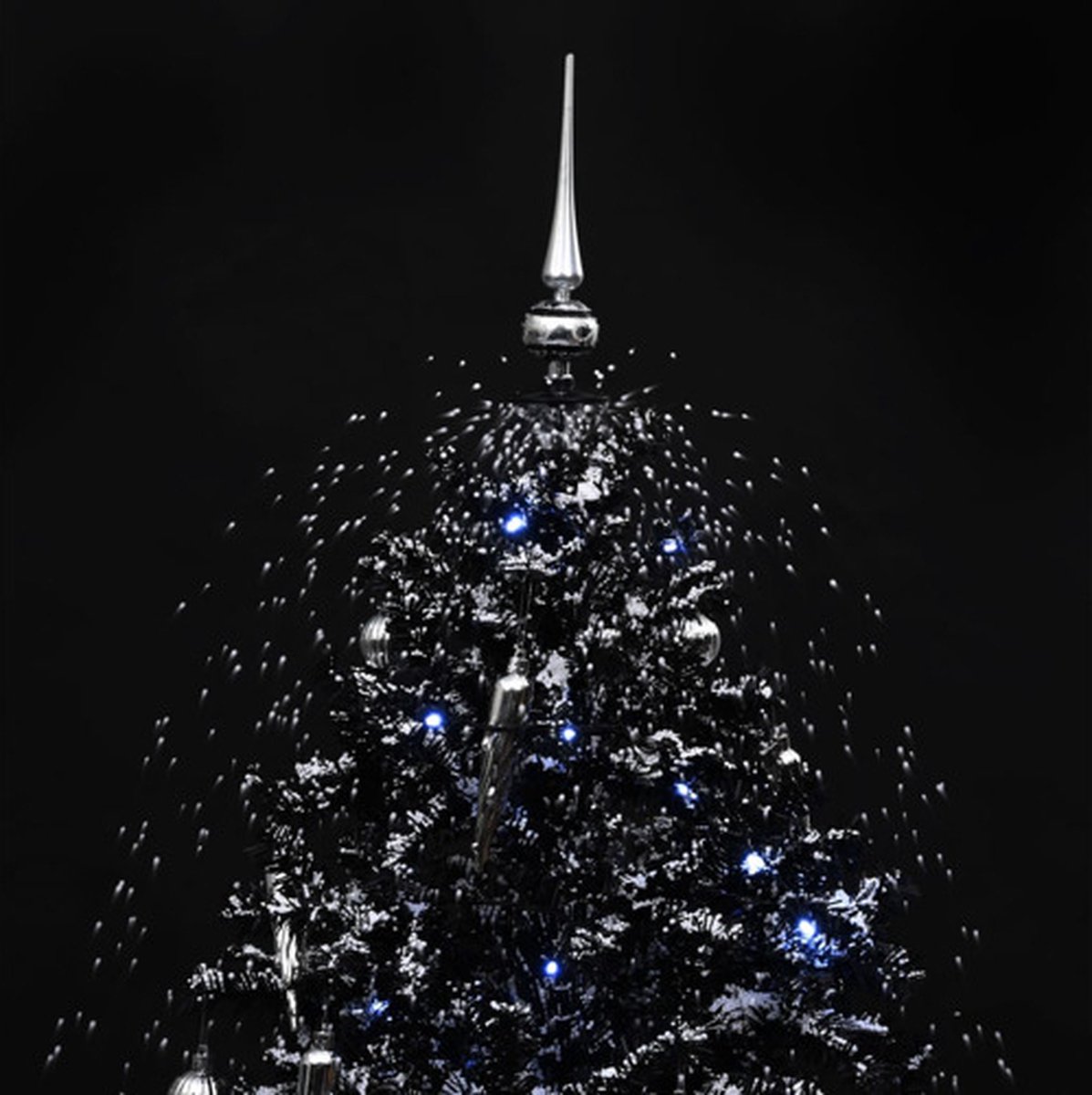 vidaXL Kerstboom Sneeuwend 140 cm PVC Zwart Paraplubasis