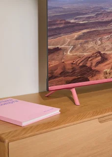 CREATE - QLED 4K 43" Smart TV met antireflectiescherm en gekleurde lijst - TV COLOR STUDIO