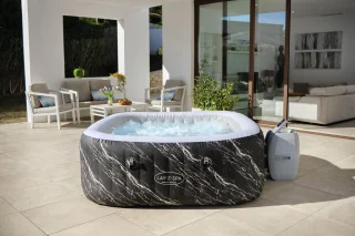 Lay-Z-Spa® Hollywood Energy-Efficient Luxe AirJet™ Opblaasbare Spa met Ledverlichting voor 4-6 Personen