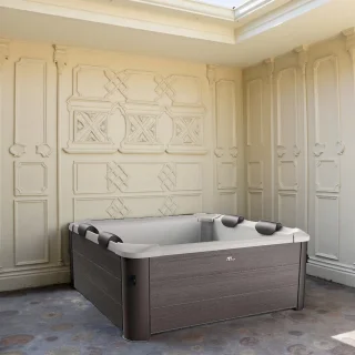 Luxe Opblaasbare Spa Tribeca – Bubbelbad Jacuzzi Whirlpool 6 Personen – 120 Massagejets, Verwarming 40°C, App-Bediening & Thermische Afdekking – Hometotry