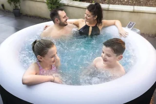 Alta Furniture Miami FreezeShield AirJet Opblaasbare Hottub Ø180x66 cm 4 Pers