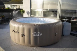 Alta Furniture Oasis Deluxe Opblaasbaar Bubbelbad