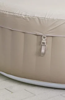 Alta Furniture St. Moritz Beige WinterPro Opblaasbare Hottub