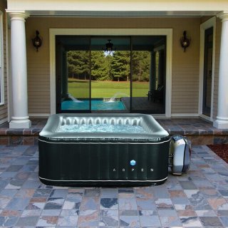 Wat vinden we goed aan de Aspen HomeByNicole Opblaasbare Jacuzzi Vierkant 4 Personen