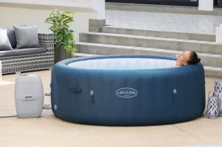 Bestway Lay-Z-Spa Milan Opblaasbare Jacuzzi 196x196 cm Bruin