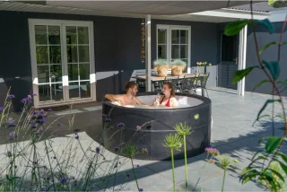 EXIT Leather Premium spa 4 personen zwart