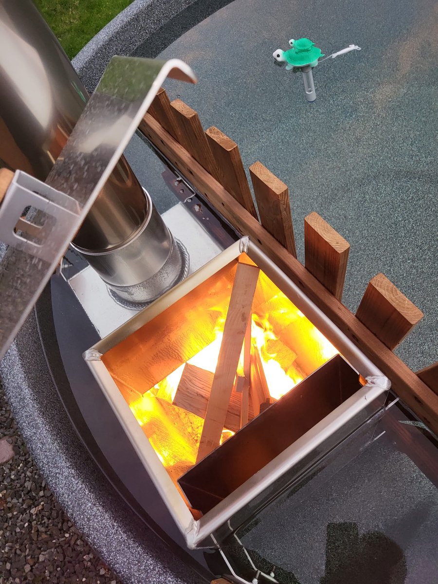 GooseBaden 2 Persoons Hottub Met Kunststof Deksel