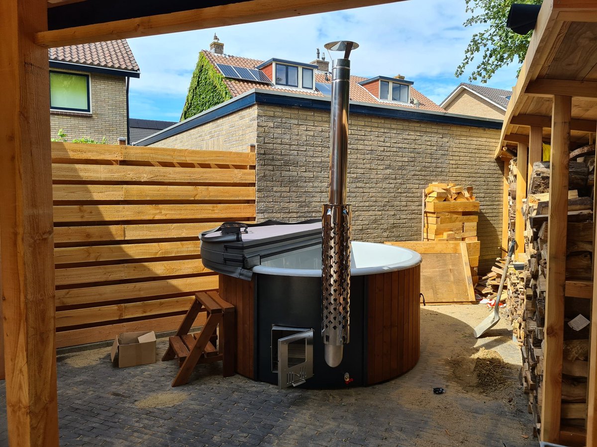 Hottub met kachel