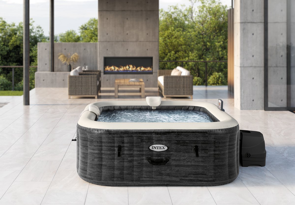Wat vinden we goed aan de Intex PureSpa Greystone Deluxe 6-persoons bubbelbad 239x239x71 cm