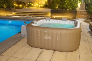 Wat vinden we goed aan de Lay-Z-Spa Palma Opblaasbare Spa 5-7 Personen