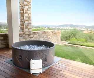 Novihome Deluxe Opblaasbare Whirlpool voor 6 personen