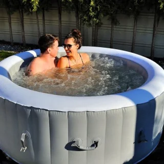 Novihome Luxe Draagbare Jacuzzi – Opblaasbare Whirlpool Spa 4 Persoons