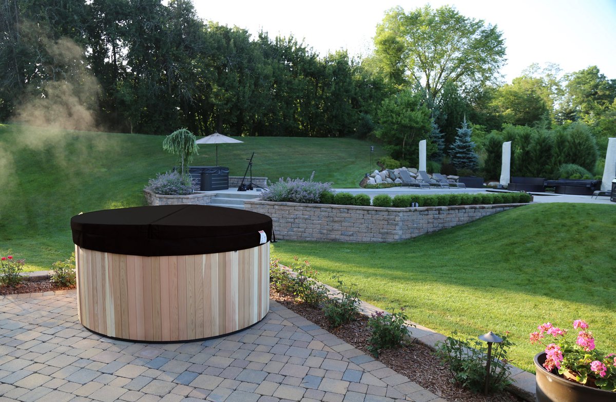 Ticra Nordic Hottub Warrior XL Elektrisch