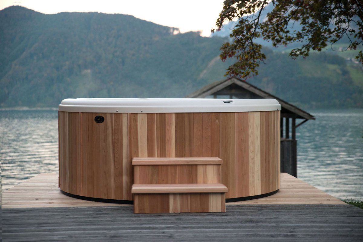 Ticra Nordic Hottub Warrior XL Elektrisch
