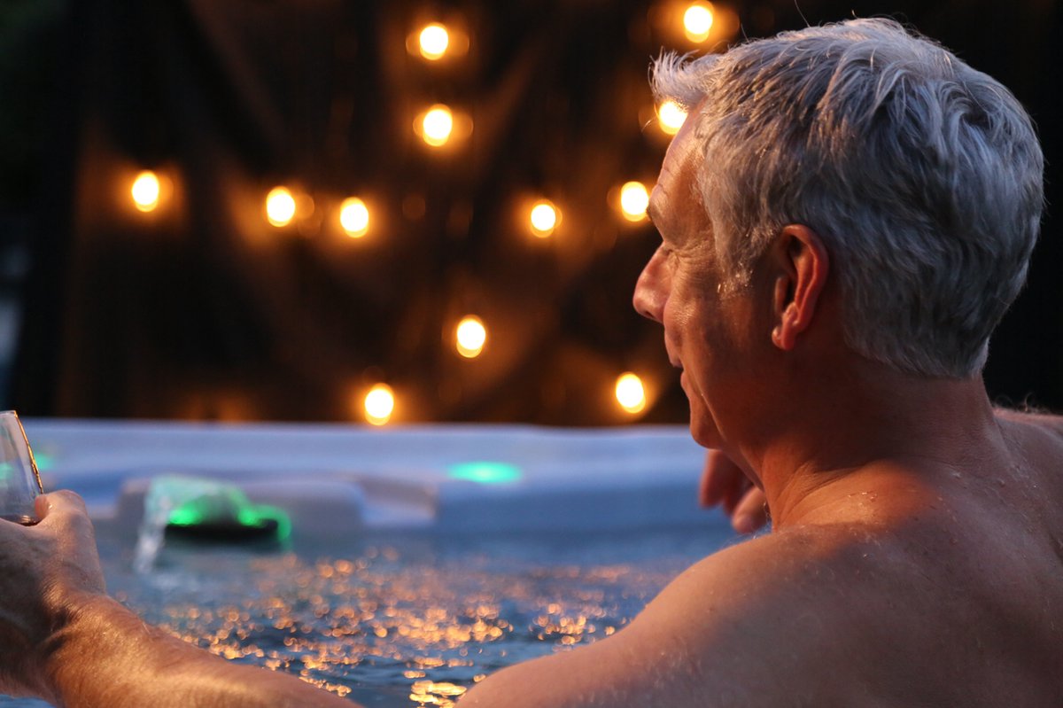 Ticra Nordic Hottub Warrior XL Elektrisch