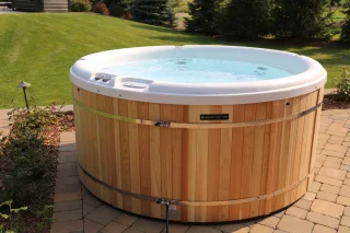 Ticra Nordic Hottub Warrior XL Elektrisch