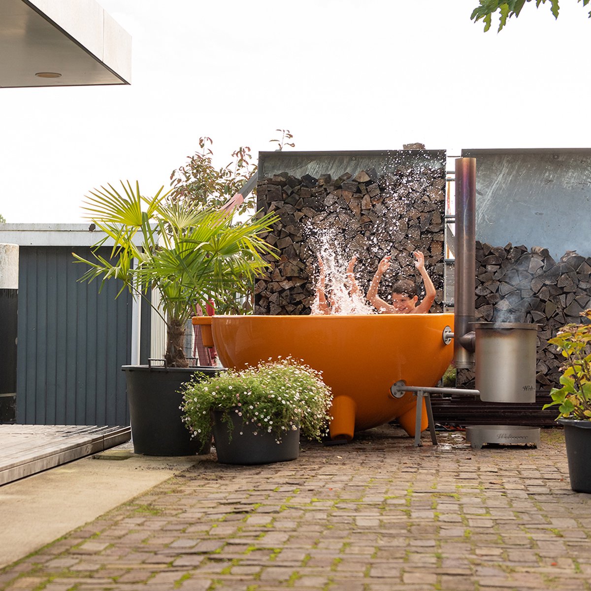 Weltevree Dutchtub Original Houtgestookte Hottub Oranje RAL 2000 600L
