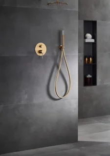 Doucheset met regendouche, handdouche, inbouwdouche en mengkraan – geborsteld goud