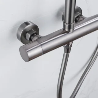 FugaFlow Eccelente Acces Regendoucheset Geborsteld Gunmetal PVD