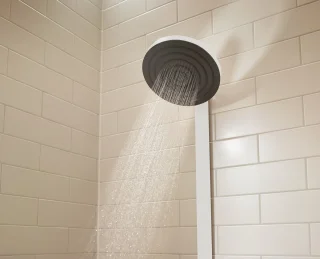 hansgrohe Pulsify S Showerpipe 2jet met ShowerTablet Select 400 mat wit