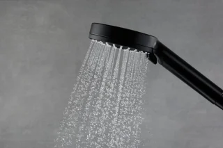 hansgrohe Vernis Shape showerpipe 240 met badthermostaat mat zwart