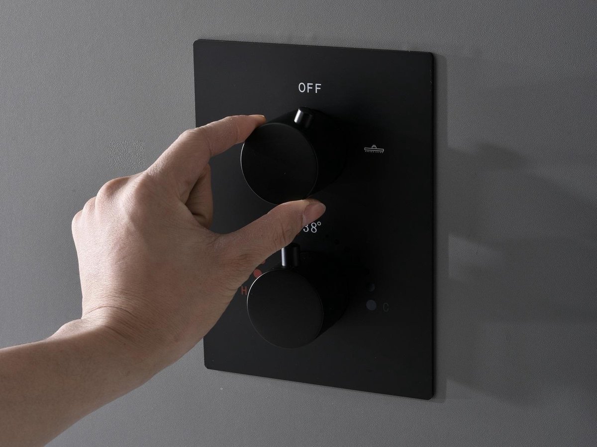 Mawialux Pointer Thermostatische Inbouw Regendoucheset Mat Zwart Vierkant
